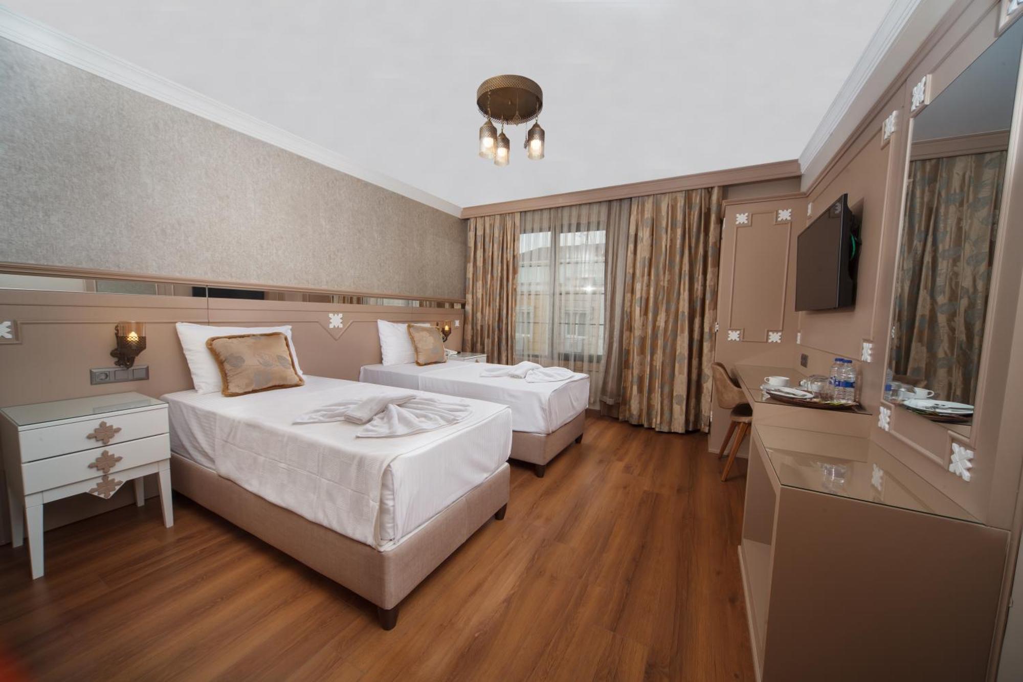 Belmond Hotel Истанбул Екстериор снимка