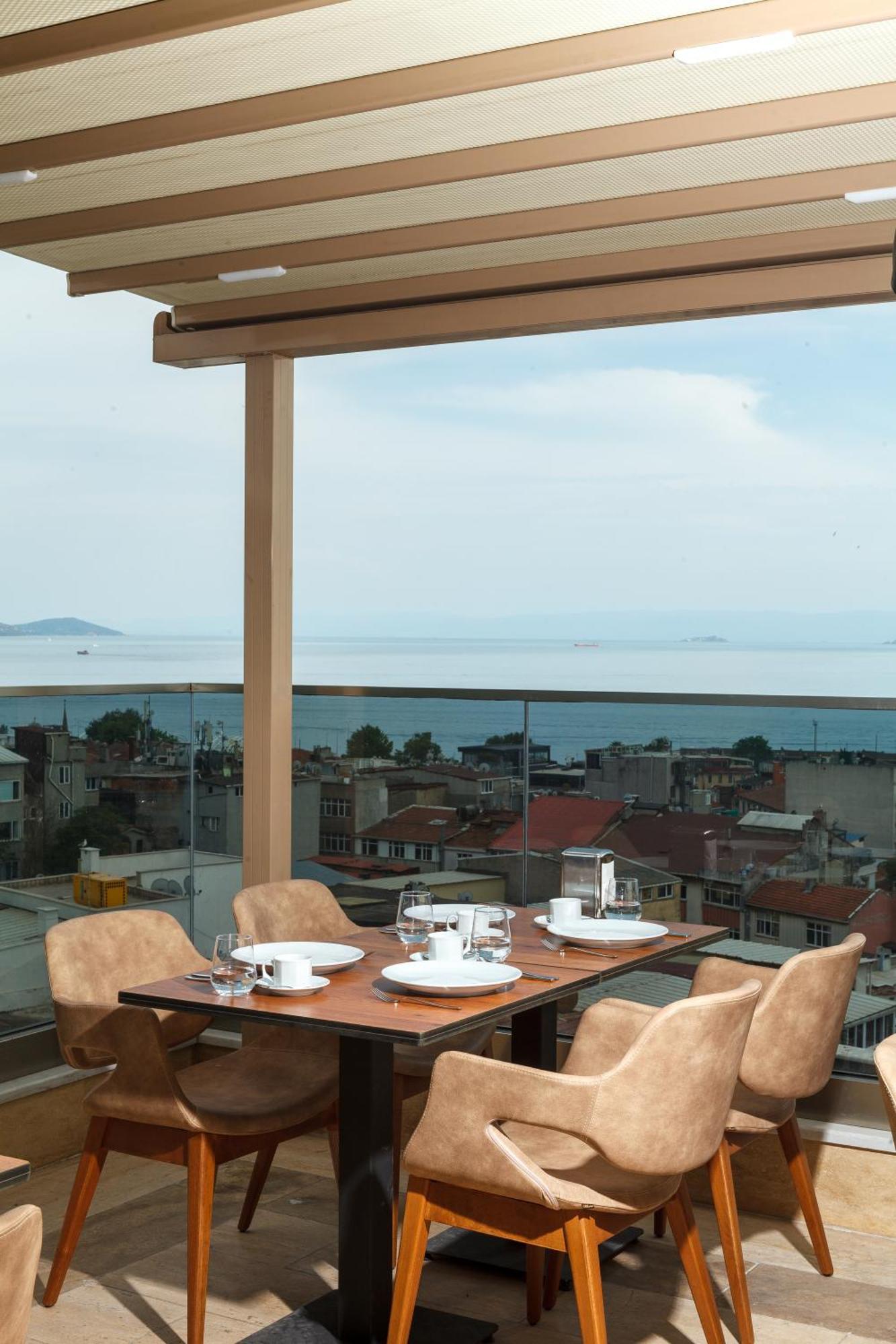 Belmond Hotel Истанбул Екстериор снимка