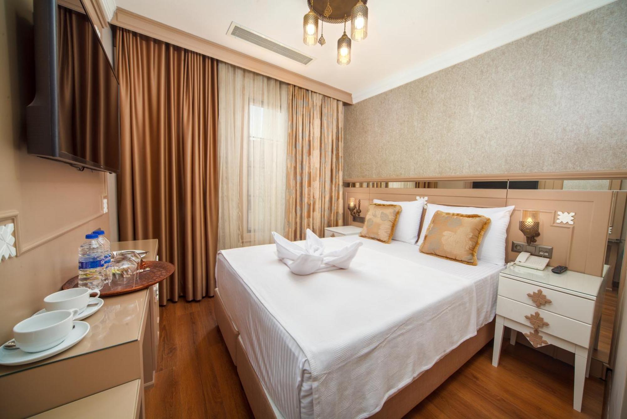 Belmond Hotel Истанбул Екстериор снимка